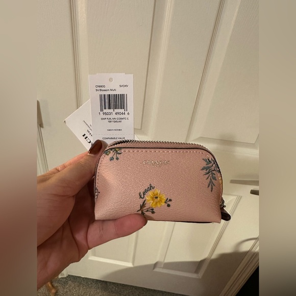 NWT COACH MINI PEPPER CROSSBODY - HEART PETAL PRINT (WITH COIN PURSE) - Picture 10 of 13